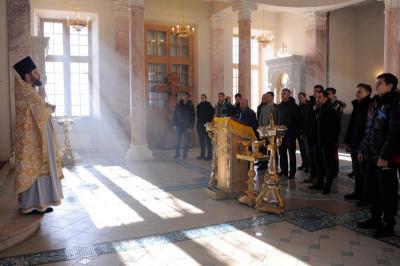 ХК «Рязань» посетил скит Сретенского монастыря и интернат в Михайлове